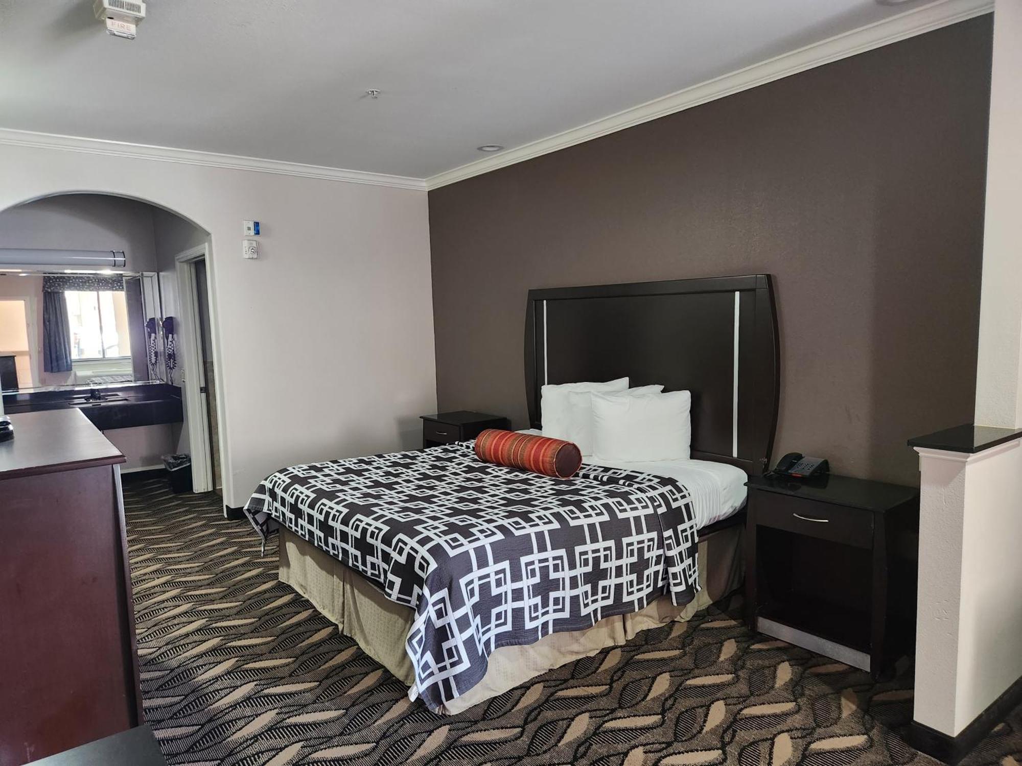 Palace Inn Sam Houston Race Park West Road Экстерьер фото