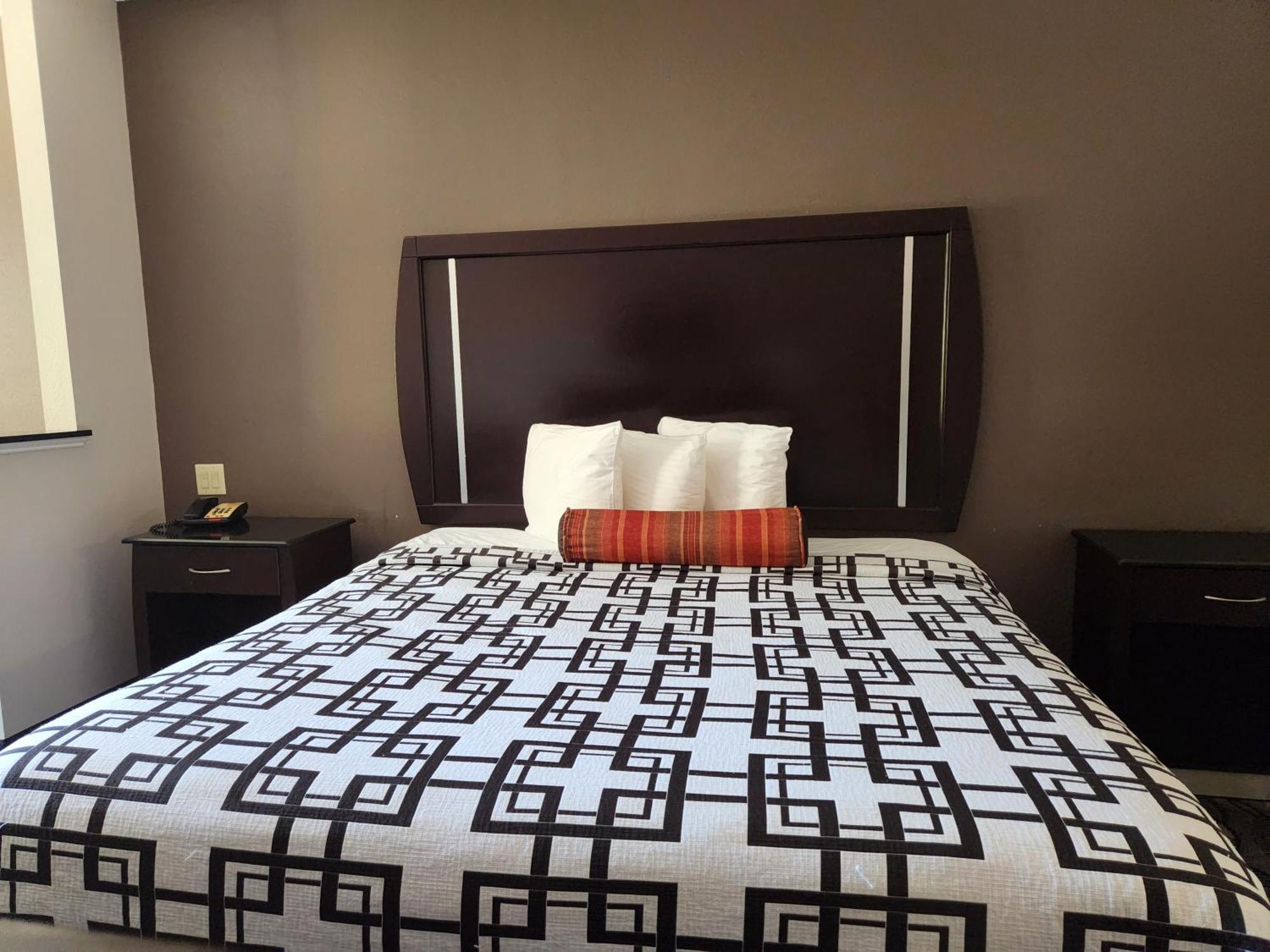 Palace Inn Sam Houston Race Park West Road Экстерьер фото